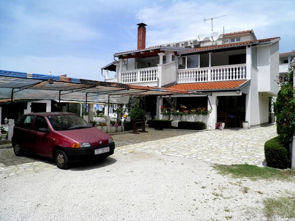 Apartments Pavić